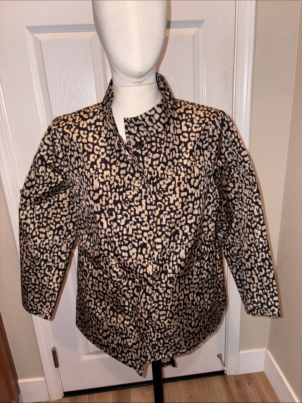 Lafayette 148 New York jacket - leopard print , size Large